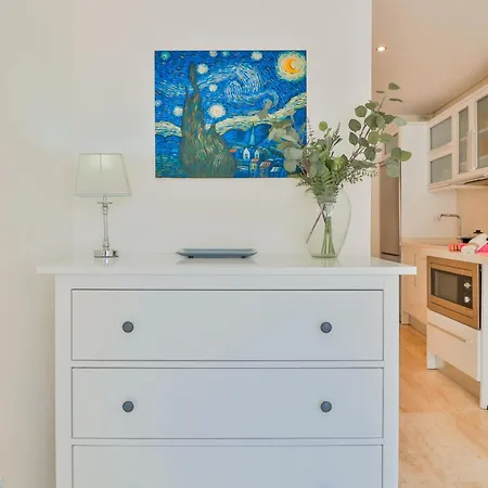 Seaside Malagueta - Premium Location Apartment